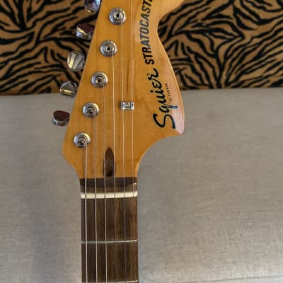 Squier Affinity Series Stratocaster with Rosewood Fretboard 2001 - 2018 - Black image 2