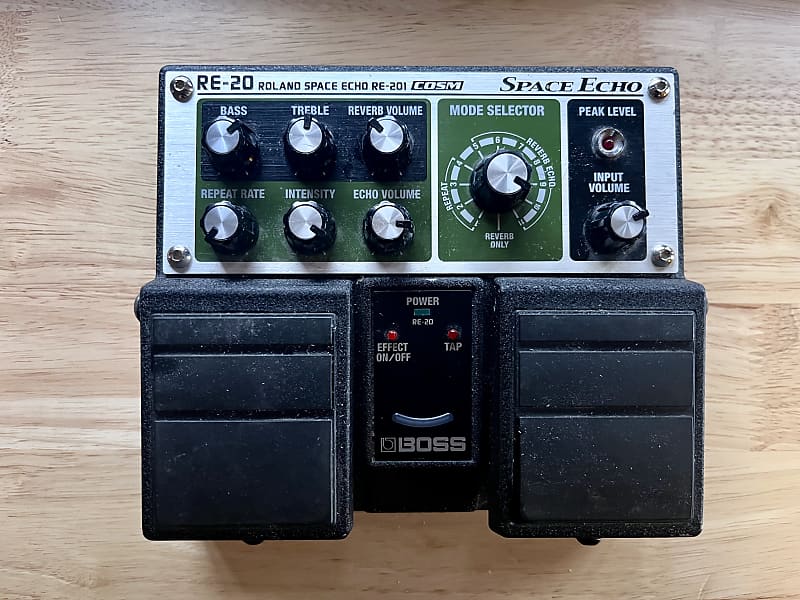 Boss RE-20 Space Echo