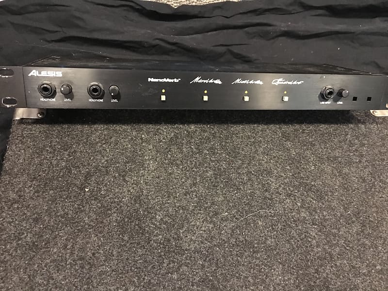 Alesis QuadraVerb Switcher / Headphone Amp Reverb