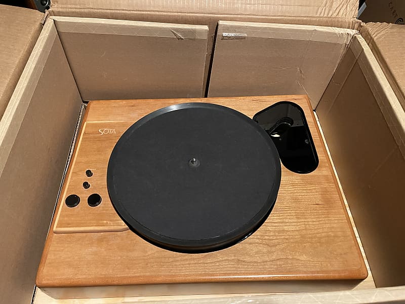 SOTA Nova series VII turntable - Walnut | Reverb