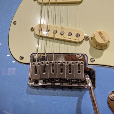 Fender Player Plus Stratocaster with Pau Ferro Fretboard Opal Spark image 5