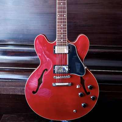 Gibson ES 335 1995 - Cherry | Reverb Canada