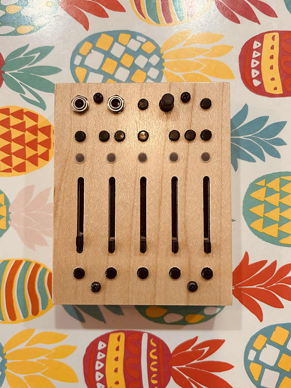 Critter & Guitari 5 Moons 2024 (Mint) | Reverb