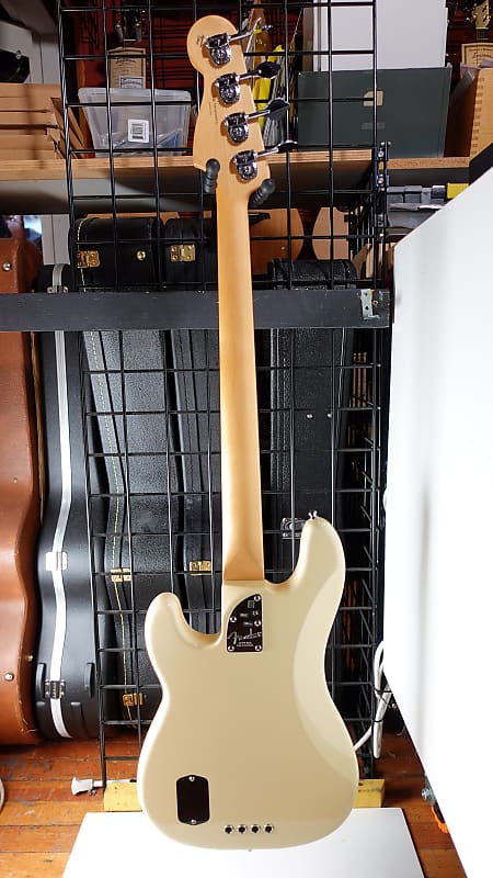 Fender American Deluxe Precision Bass 2004 - 2015 | Reverb