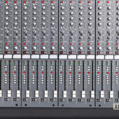 Crest Audio X-4 24+4 St /4/2 Analog Mixing Console image 20