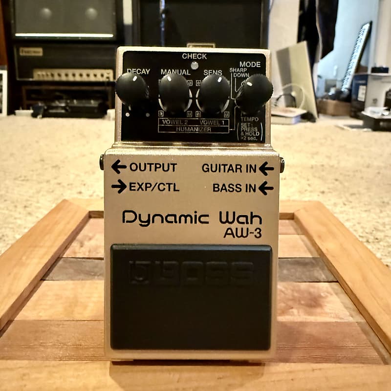 Boss AW-3 Dynamic Wah