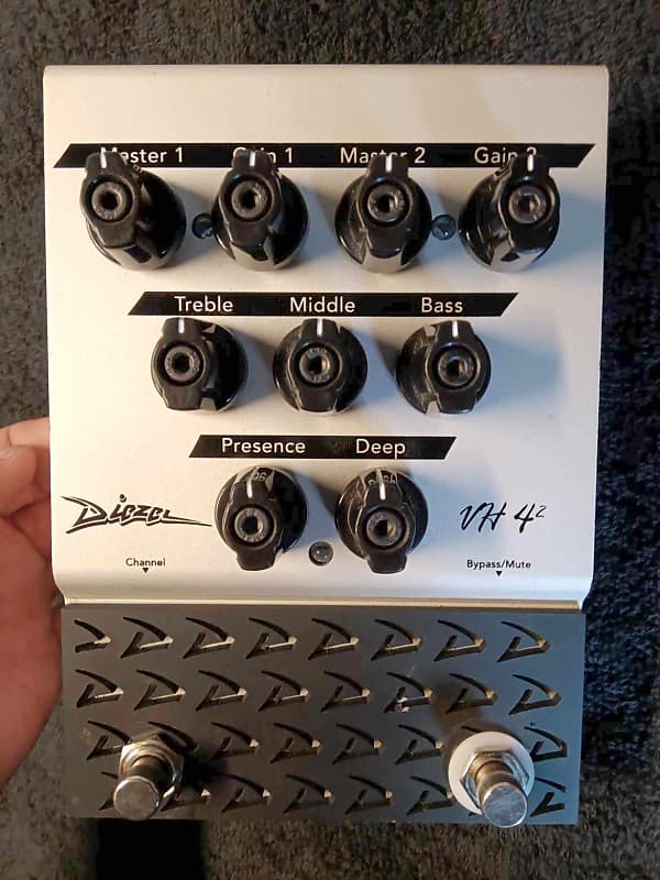 Diezel VH4-2 Dual-Channel Distortion | Reverb