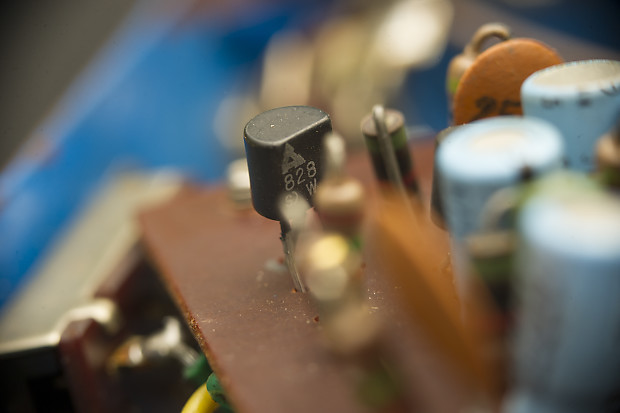 YACK/YF-2 Fuzz BoX ハンドメイド YACK YF-2 Fuzz Box Super Rare Japanese Fuzz | Reverb