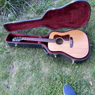 GUILD D-4 (NO. 350-0100) acoustic guitars for sale in USA | guitar-list