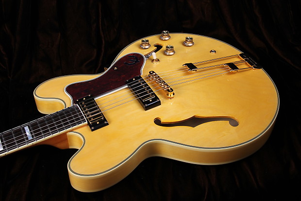 Amazon.com: Epiphone Sheraton Semi Hollow Body, Natural and