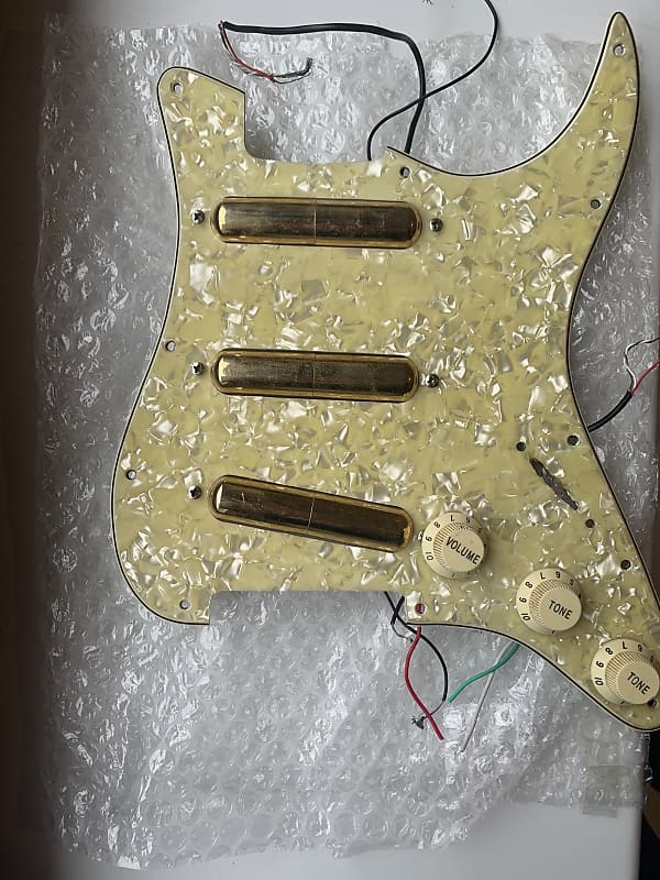 Chandler Stratocaster Pickguard w/ Lipstick Pickups, SRV Reverb