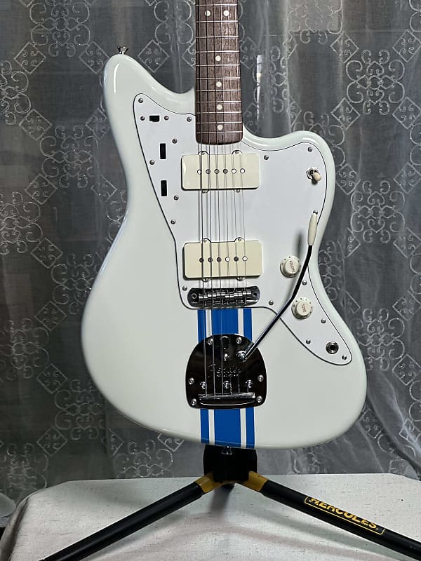 ギター Fender MIJ Traditional 60s Jazzmaster Fender Traditional 60s Jazzmaster Electric Guitar | Music & Arts