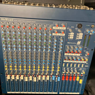 Allen & Heath MixWizard WZ 20:8:2 20-Input 8-Track Recording