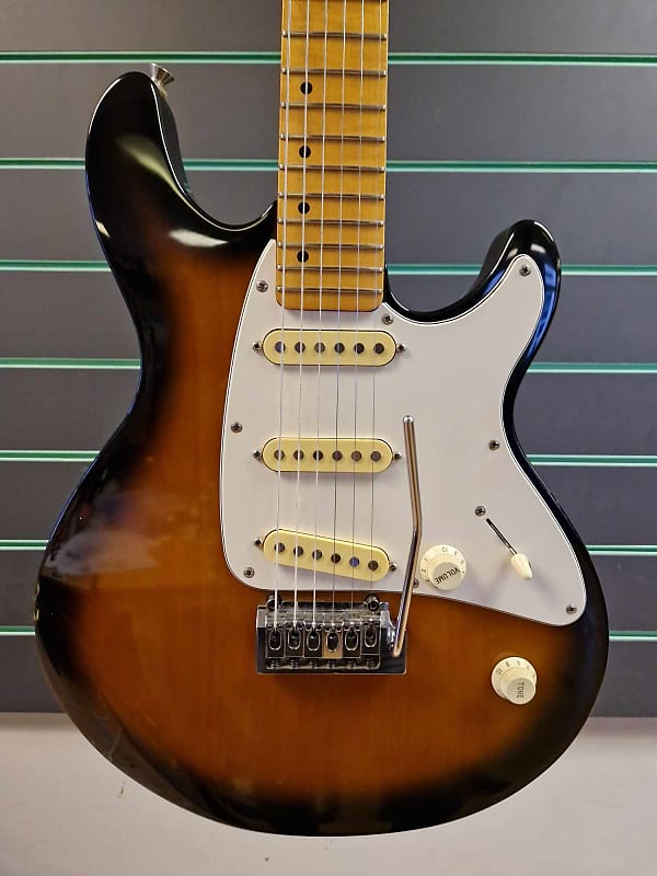 Starfield Altair Classic 2-Tone Sunburst circa.1990's