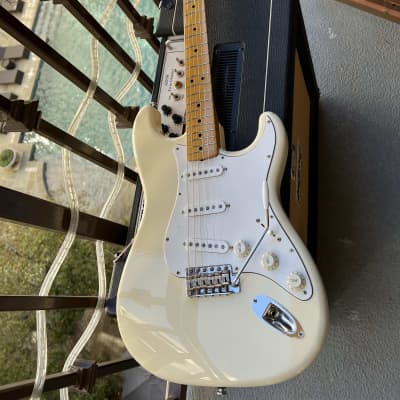 レビュー高評価の商品！ fender japan ストラトキャスター ST68 TX