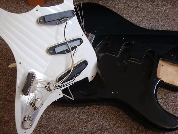 Fernandes The Revival RST authentic 503