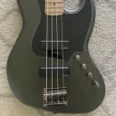 Squier Contemporary Active Jazz Bass Charcoal