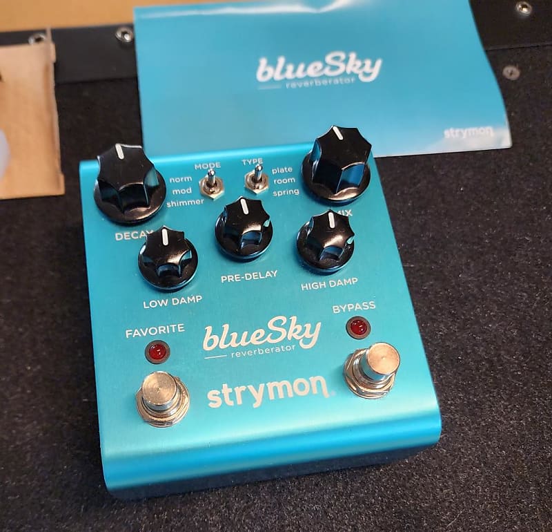 Strymon Blue Sky Reverberator V1 2010 2022 Blue Reverb