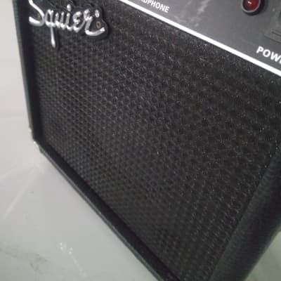 Squier SP10 1x6" 10w Guitar Combo Amp 2010s - Black image 6