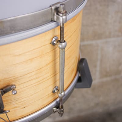 Immagine Ludwig & Ludwig 1920's 6.5" x 14" Wood Shell Snare Drum - 9