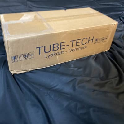 Never used - fresh in box !!  Tube - Tech CL 1B Compressor image 4