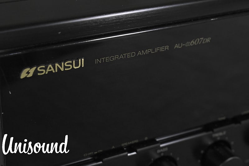 Sansui AU-α607DR Stereo Integrated Amplifier in Very Good Condition.