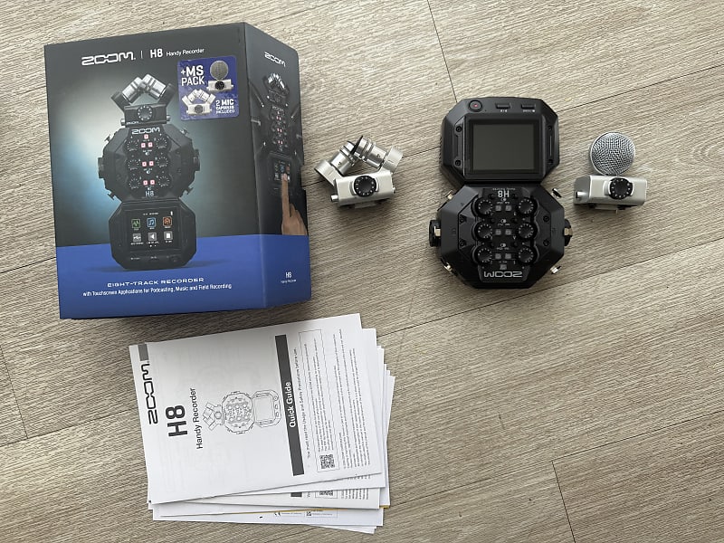 Zoom H8 12-Track Portable Audio Recorder 2020 - Present - Black image 1