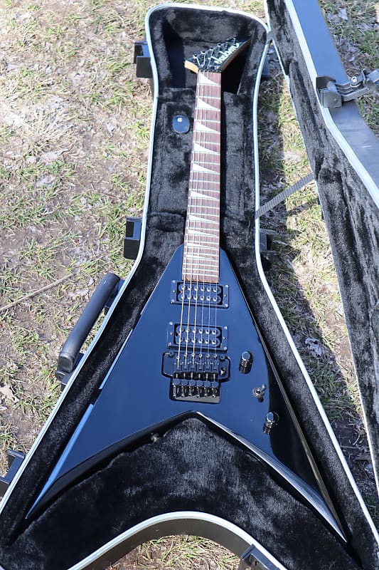 Jackson King V with case! Reverb