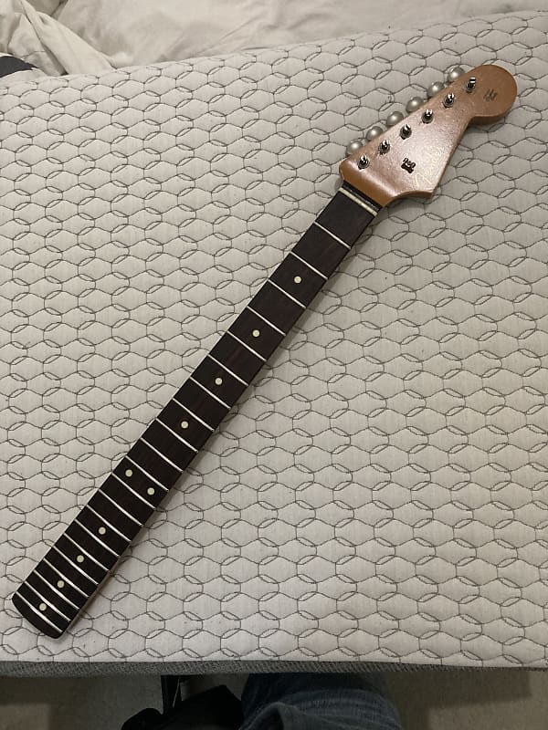 Musikraft strat store neck