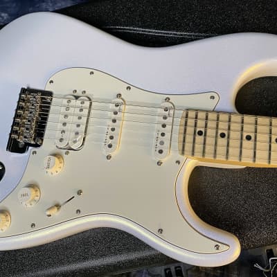 OPEN BOX ! 2023 Fender Juanes Stratocaster - Luna White - Authorized Dealer - In-Stock! 8.3 lbs - SAVE! image 1