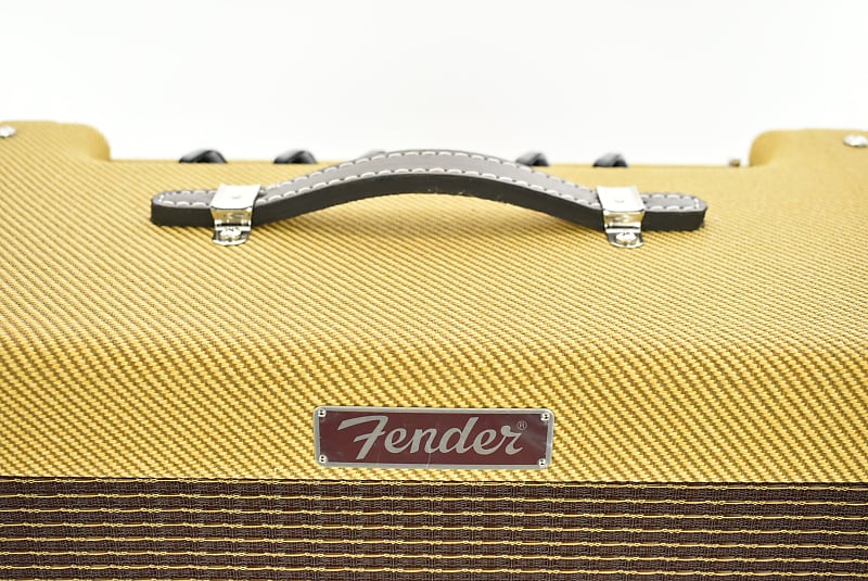 Fender Blues Junior Lacquered Tweed LTD C12N