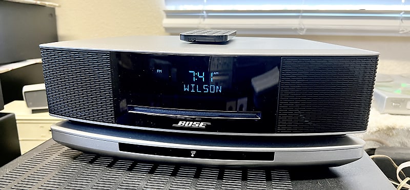 Bose Wave Music System IV w/ Pedestal, Remote & Instructions