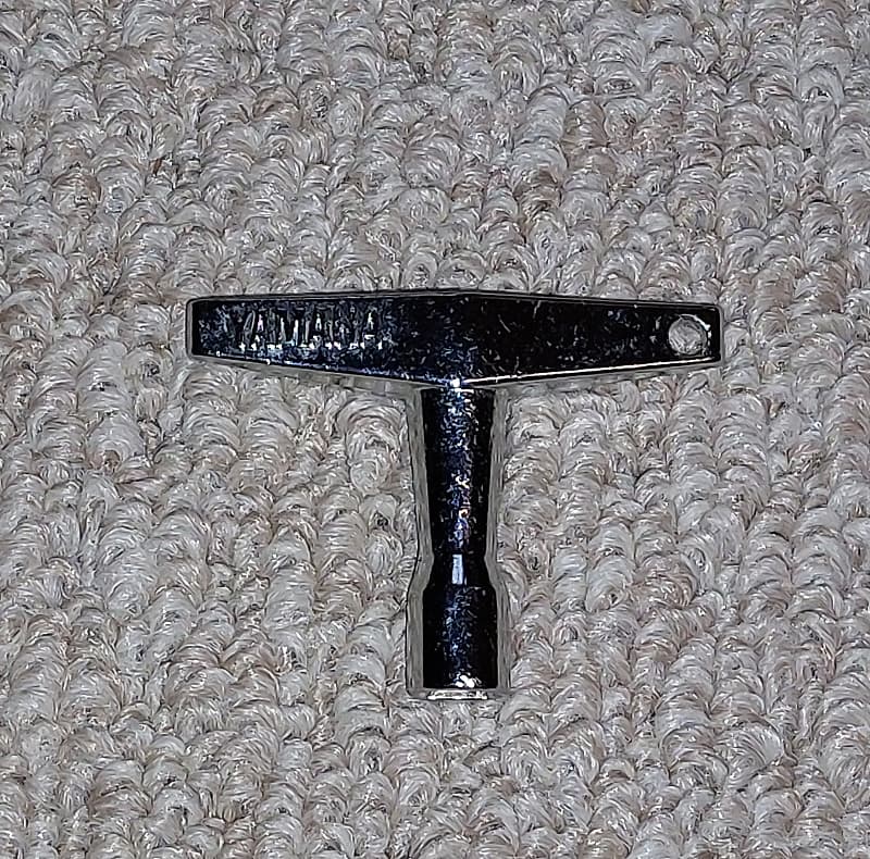 Yamaha Chrome Drum Tuning Key (550) image 1