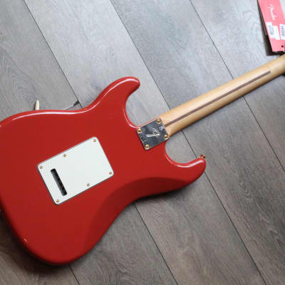 FENDER Player Stratocaster with Maple Fretboard, Fiesta Red, 3, 68 KG image 2