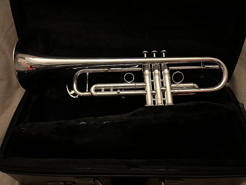 Yamaha YTR-8335RS Xeno Series Bb Trumpet | Reverb