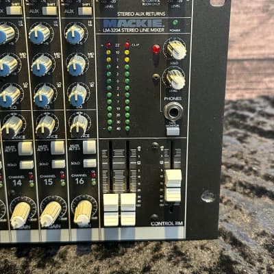 Mackie LM-3204 16-Channel Compact Line Mixer | Reverb