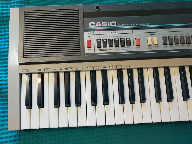 Casio CT-605 Vintage Keyboard | Reverb