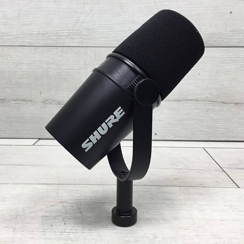 Shure MV7X Podcast Microphone | Reverb