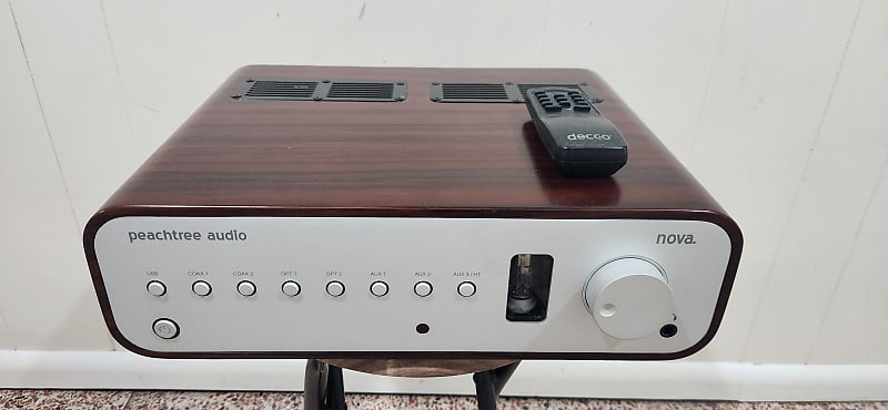PeachTree Audio Nova 真空管ハイブリッドプリメインアンプ 【公式通販】