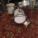 Ludwig Questlove Breakbeats Kit with stands