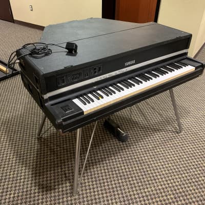 YAMAHA　ＣＰ−３３０ 2010年製 ヤマハ | CLP-330 - Clavinova（クラビノーバ） - 概要