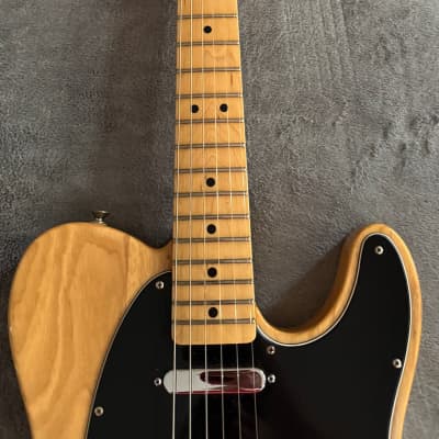 Fender Telecaster（Made in Mexico） 2017/2018 Fender Standard Telecaster (Made in Mexico) - YouTube