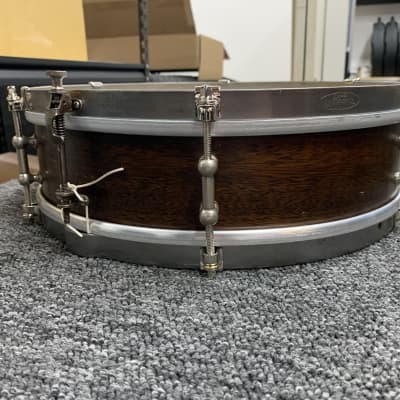 Ludwig Universal Snare Drum 4”x14” - Mahogany image 1
