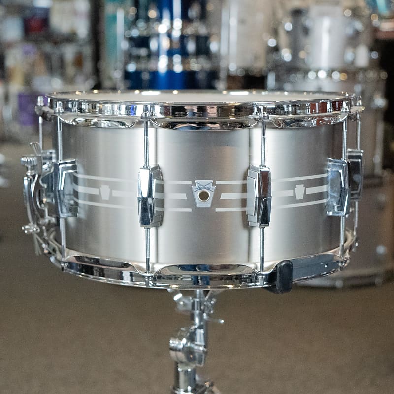 Ludwig heirloom stainless store steel snare