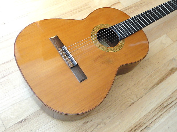 1970 Taurus Model 56 Vintage Classical Guitar Nylon String w ohsc