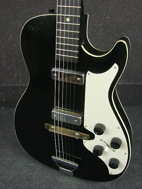 Vintage 1963 Silvertone Model 1420 Stratotone Electric