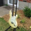 Fender 72 reissue "e series" stratocaster Made in Japan 1987 olympic white Please Read
