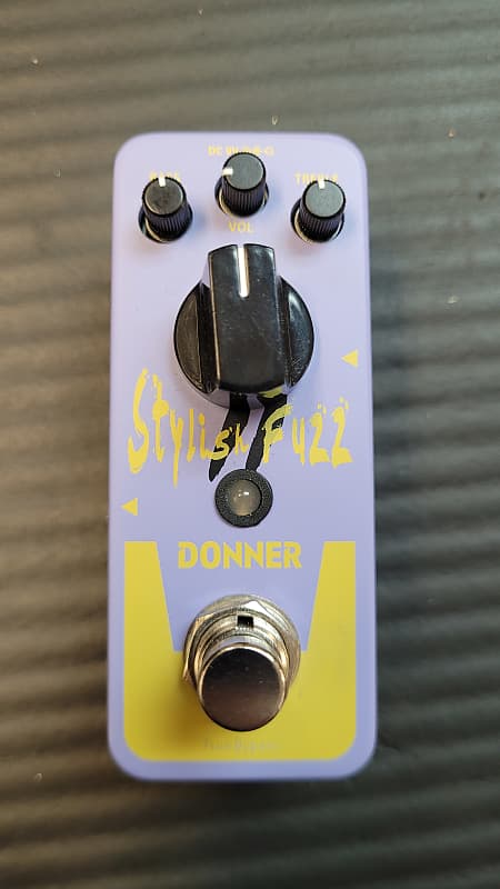 Donner Stylish Fuzz