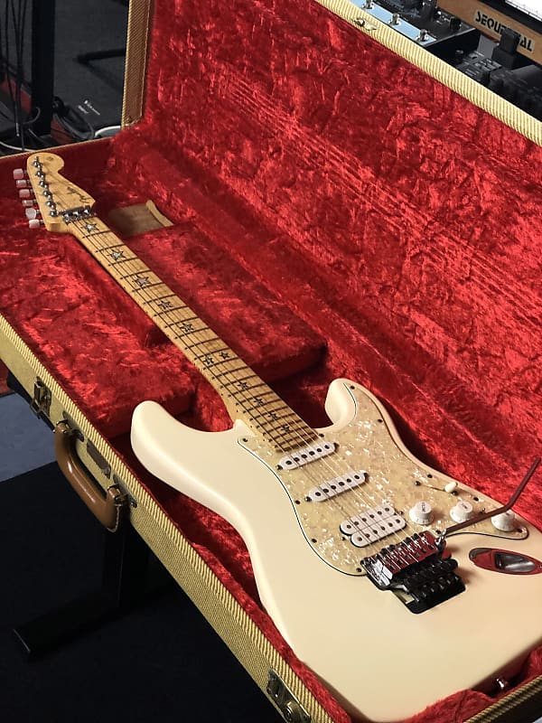 Fender Stratocaster Richie Sambora Customshop Master Design by J.W. Black  SN#340 1993 - Vintage White