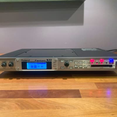 Roland Fantom-XR Rackmount Synthesizer Module loaded with SRX-09, SRX-06 & SRX-04 - Near Mint cond. Original owner